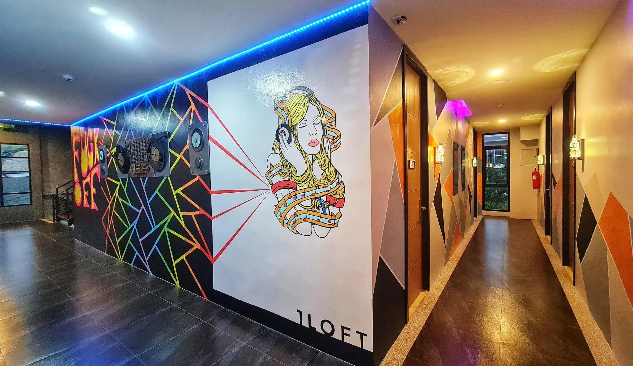 OneLoft Hotel