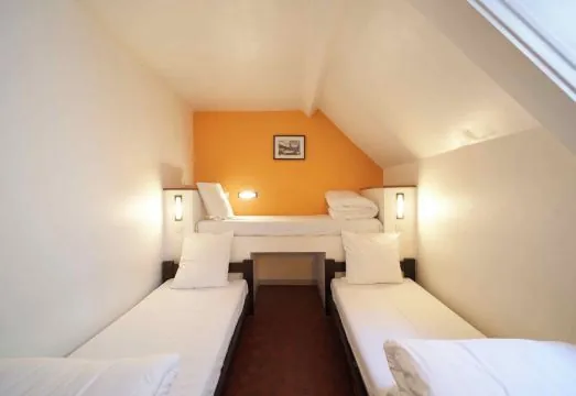 Mije Fourcy Fauconnier Maubuisson Hostel