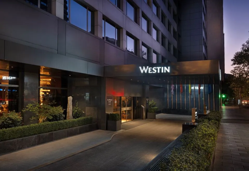 The Westin Madrid Cuzco