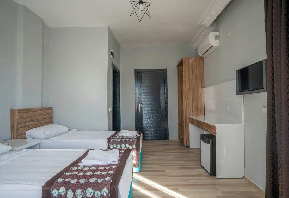 Aslan Hotel