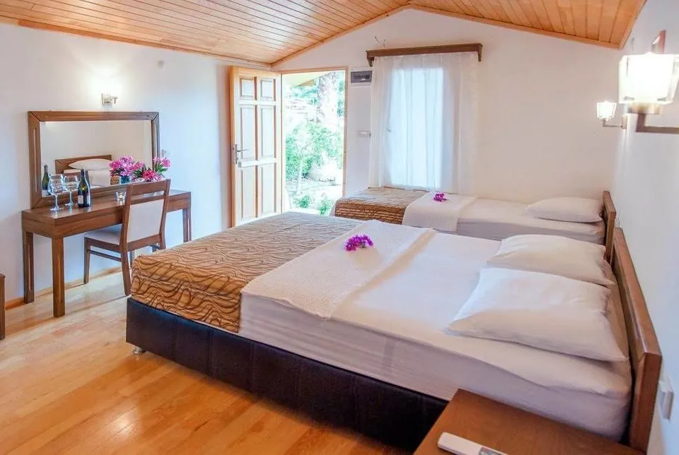 Felix Bungalow Otel