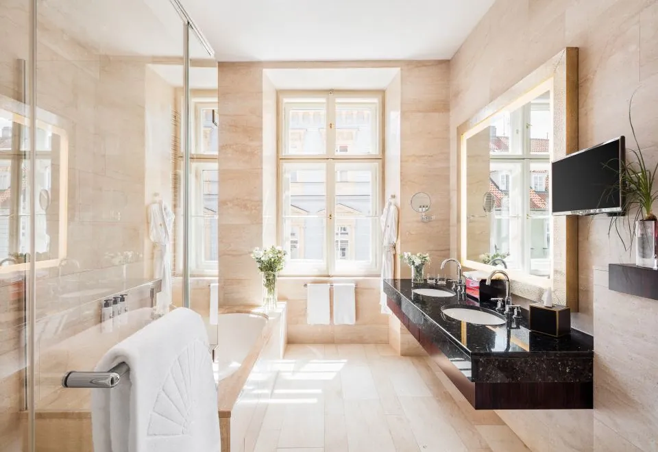 Mandarin Oriental, Prague
