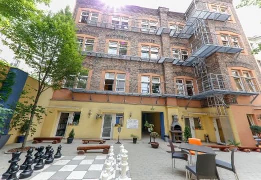 Do Step Inn Home - Hotel & Hostel
