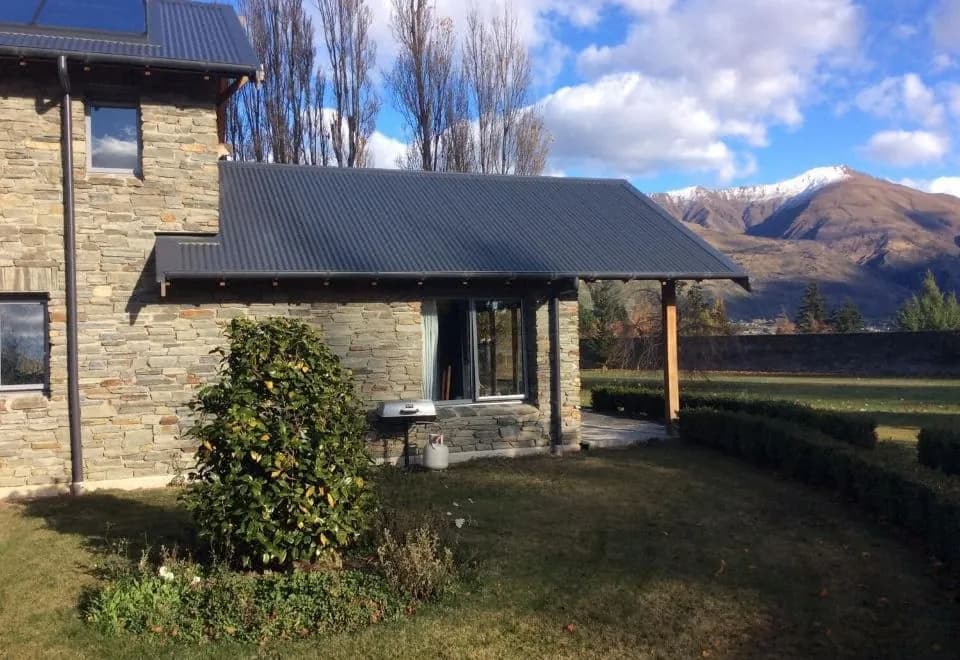 Golfcourse Road Chalets
