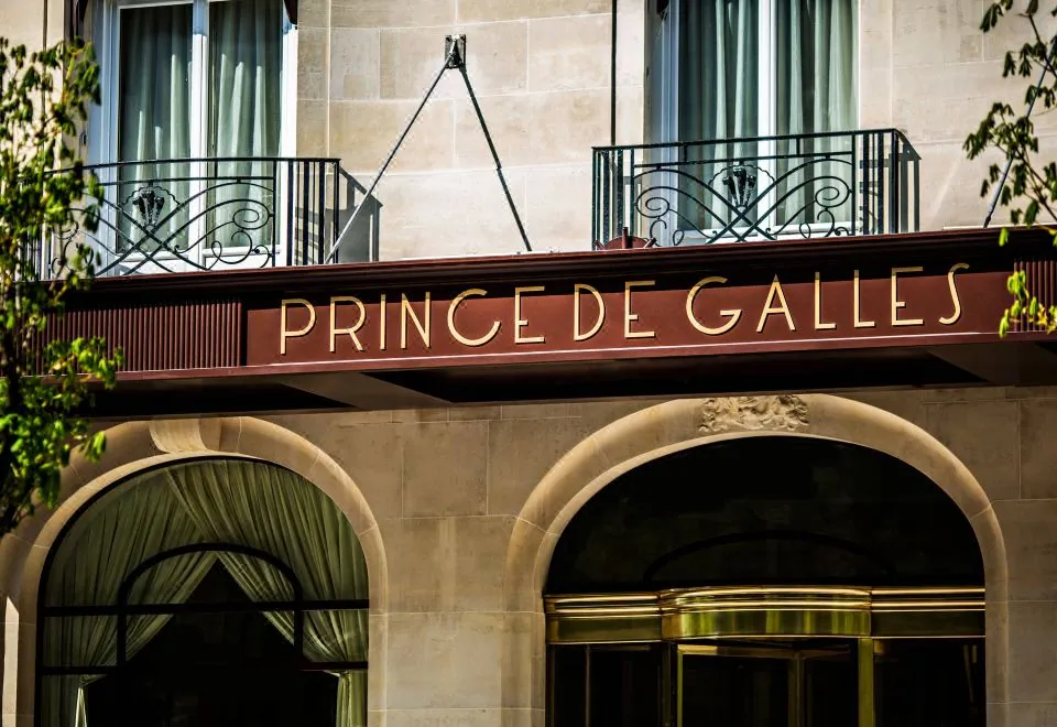 Prince de Galles, a Luxury Collection Hotel, Paris
