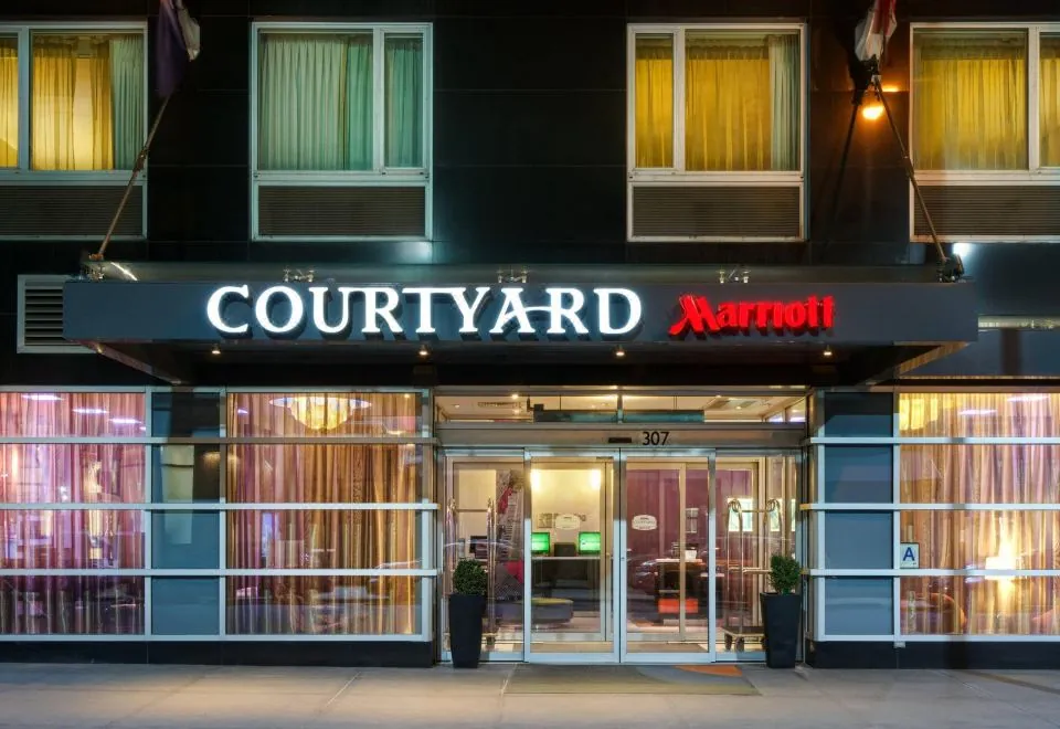 Courtyard by Marriott Times Square West