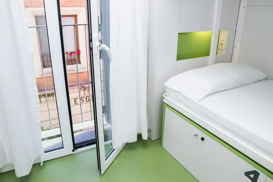Sant Jordi Hostels Gracia