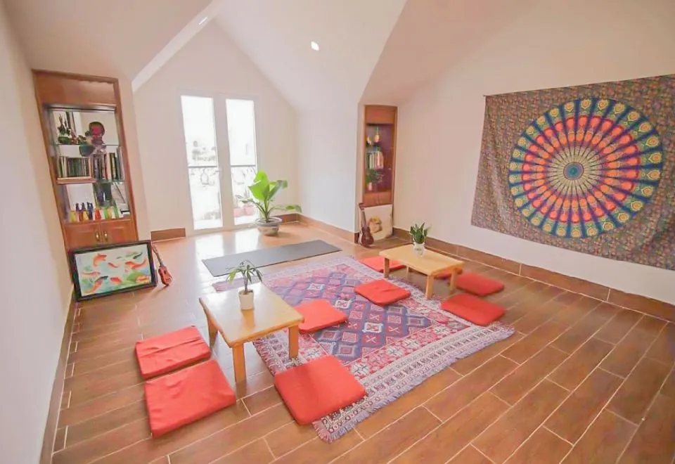 Jolie House