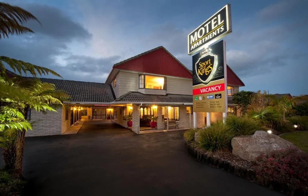 Sport of Kings Motel