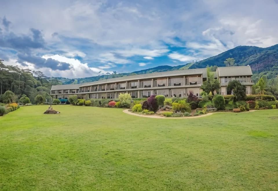 Hunas Falls Hotel