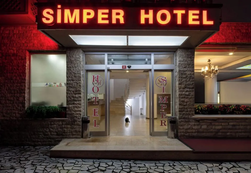 Simper Hotel
