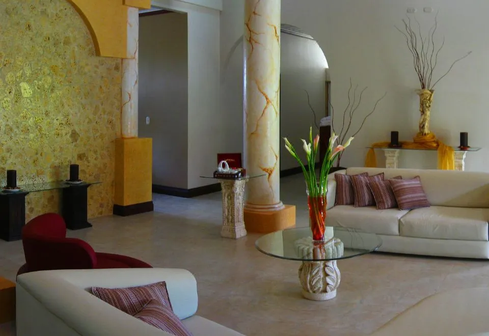 Hotel Magic Mountain Spa & Conference Center