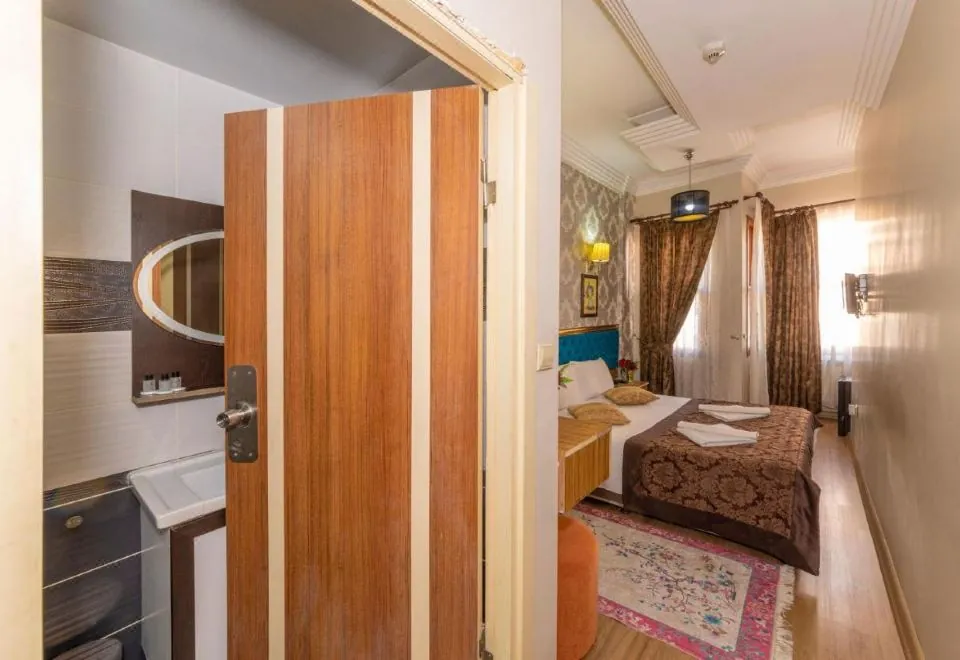 Ista Palace Hotel