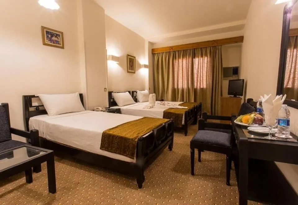 Cleopatra Hotel