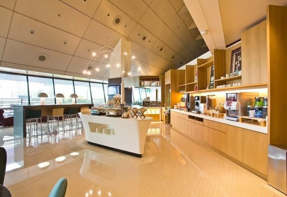 Ambassador Transit Lounge Singapore T2