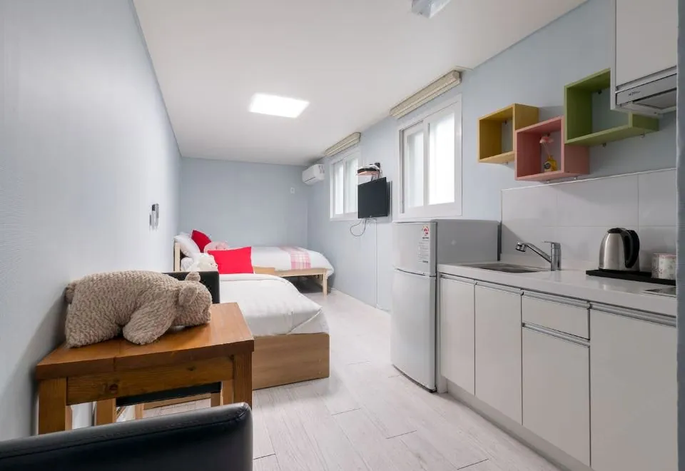 KStar Stay Residence Hoehyun - Hostel