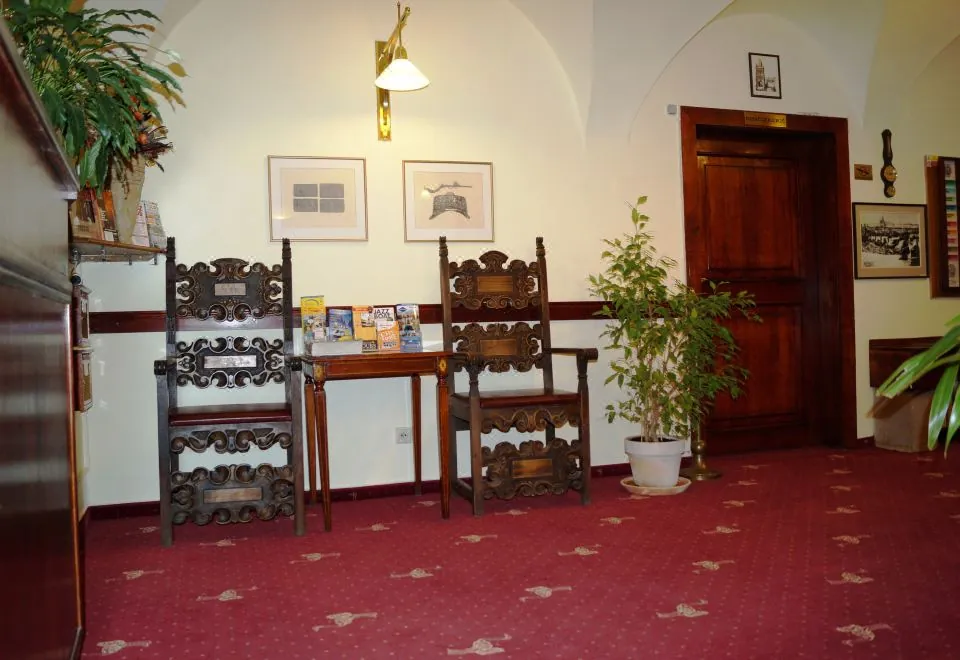 Hotel U 3 Pstrosu