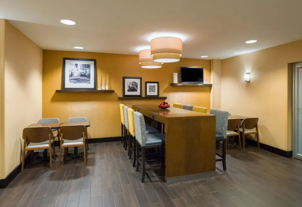 Hampton Inn Manhattan - Times Square South