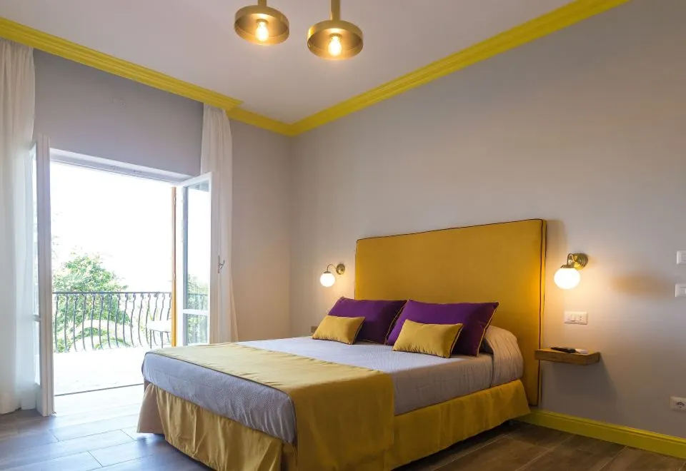 Sorrento Pool&Suites