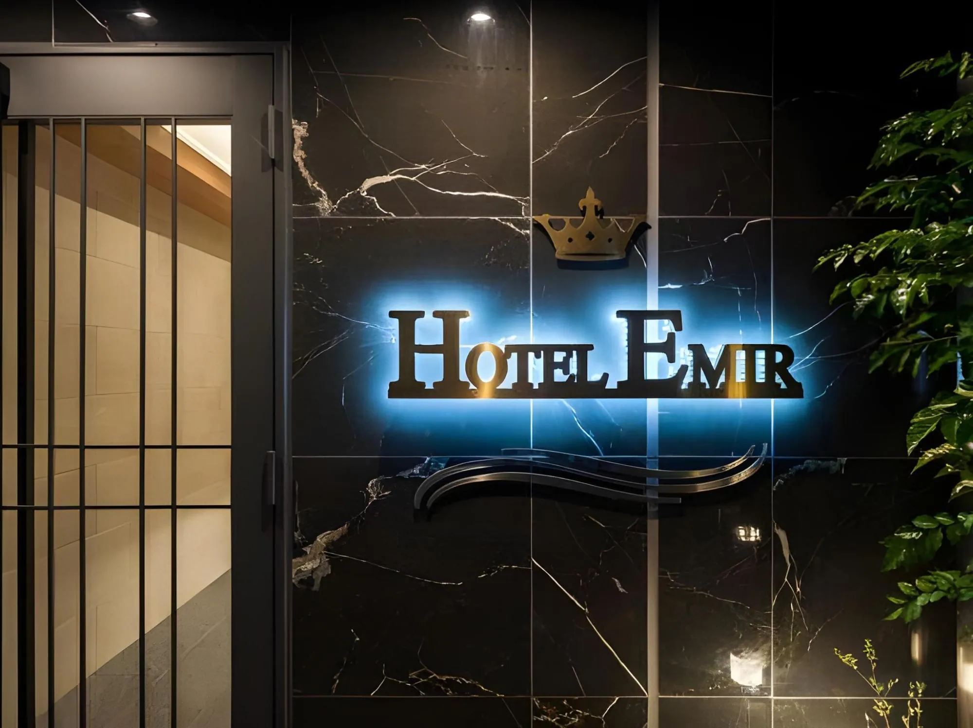 Hotel Emir