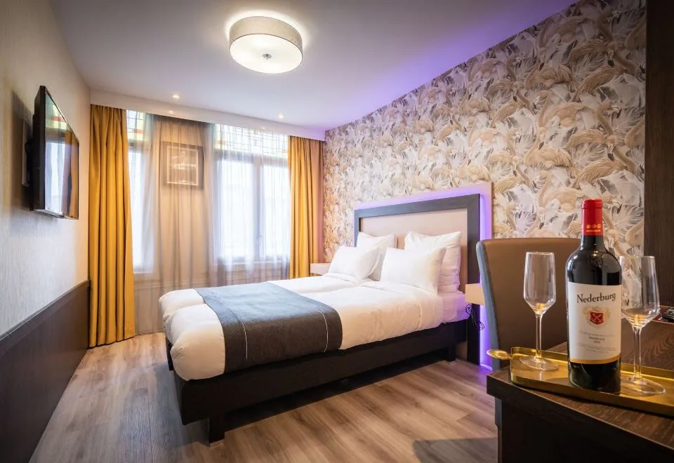 Hotel Monopole