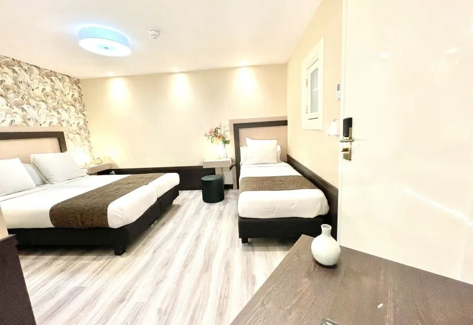 Hotel Monopole