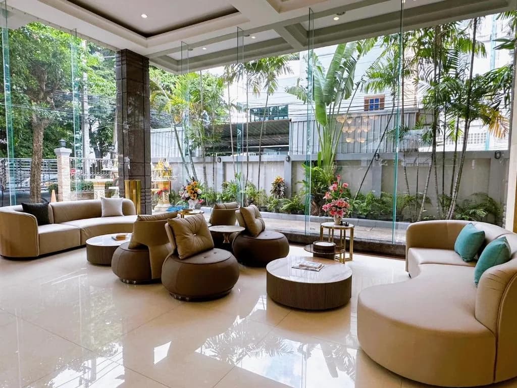Miloft Sathorn hotel