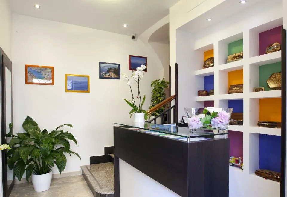 Sorrento Flats