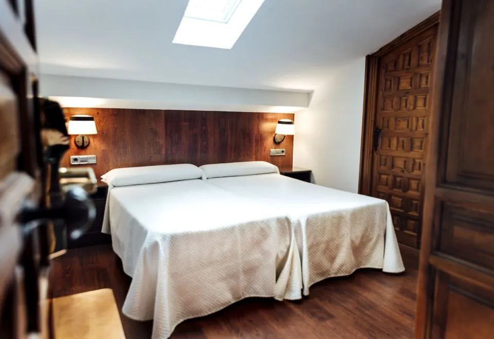 Hotel Santa Isabel