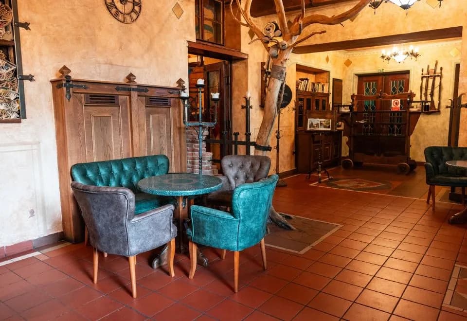 Pytloun Old Armoury Hotel Prague, Stará Zbrojnice