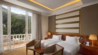 The Golden Crown Hotel
