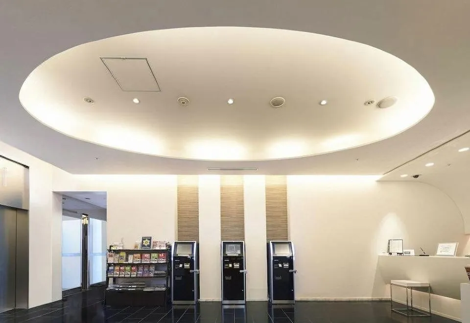 Hotel Shimbashi Sambankan
