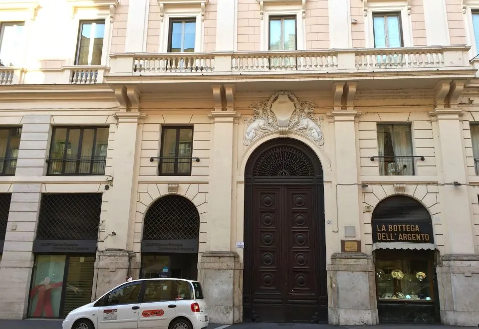 B&B Best Pantheon