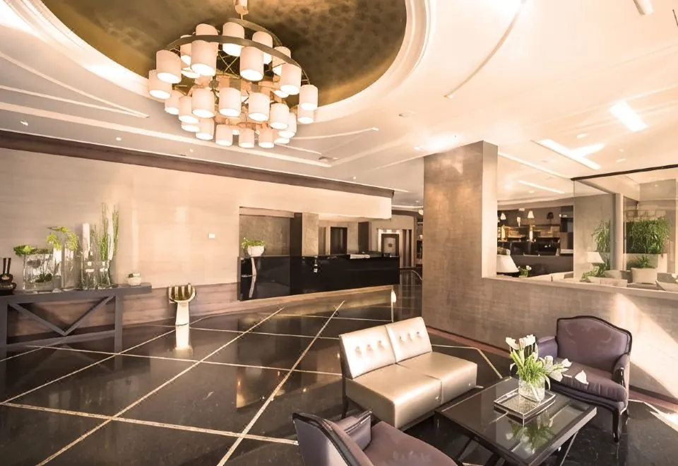 Hotel Real Parque