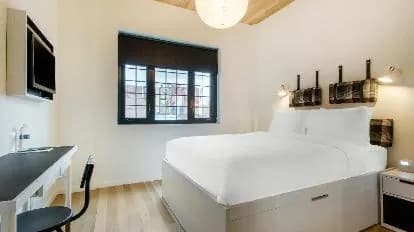 Gowanus Inn and Yard - An Ascend Hotel Collection Member