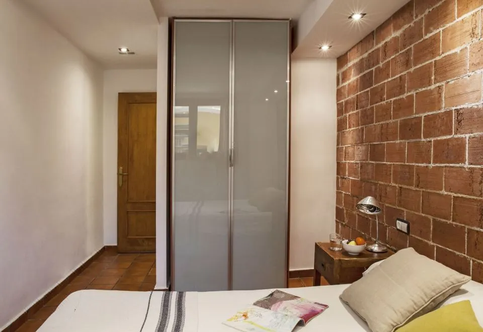 Ainb Las Ramblas-Guardia Apartments