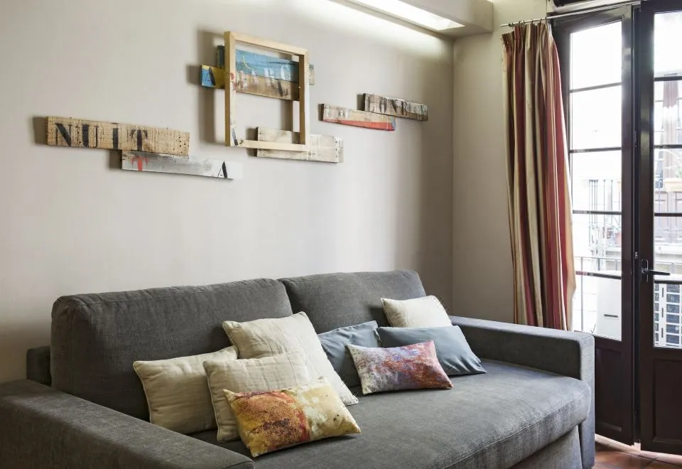 Ainb Las Ramblas-Guardia Apartments