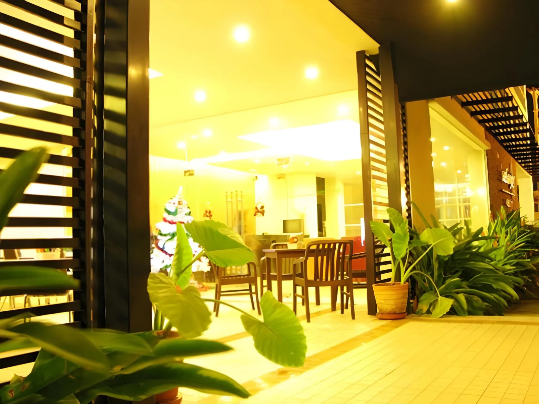 Lee Garden Resort