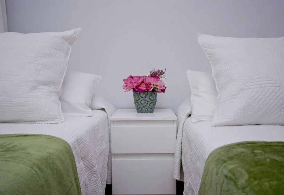 Barcelona City North Hostal