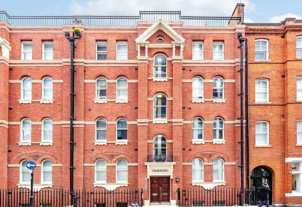 One Bed Serviced Apts Near Oxford Street Lower Ground