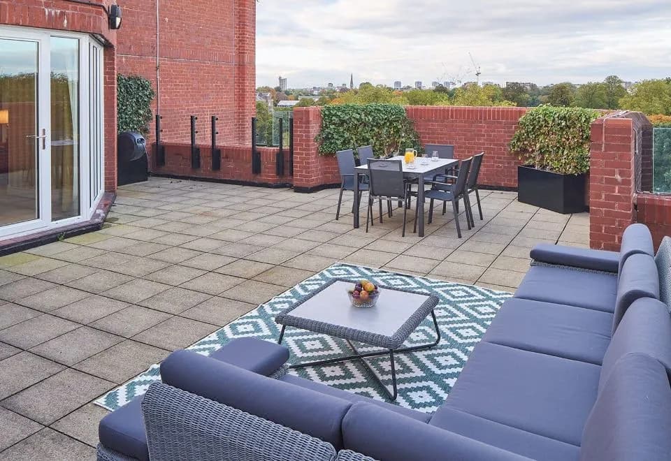 Cheval Thorney Court at Hyde Park