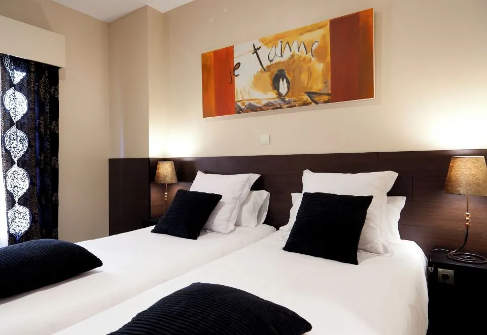 THC Tirso Molina Hostel