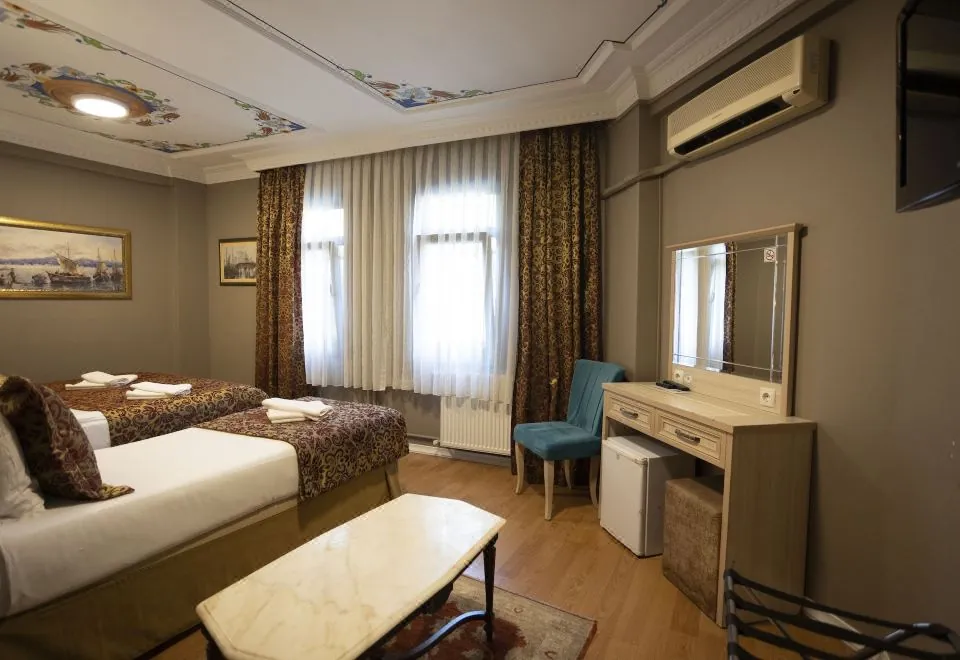 Tashkonak Studio Suites