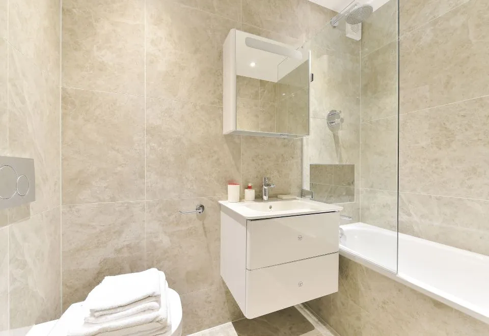 Shoreditch Apartments