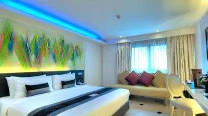 Skyy Hotel