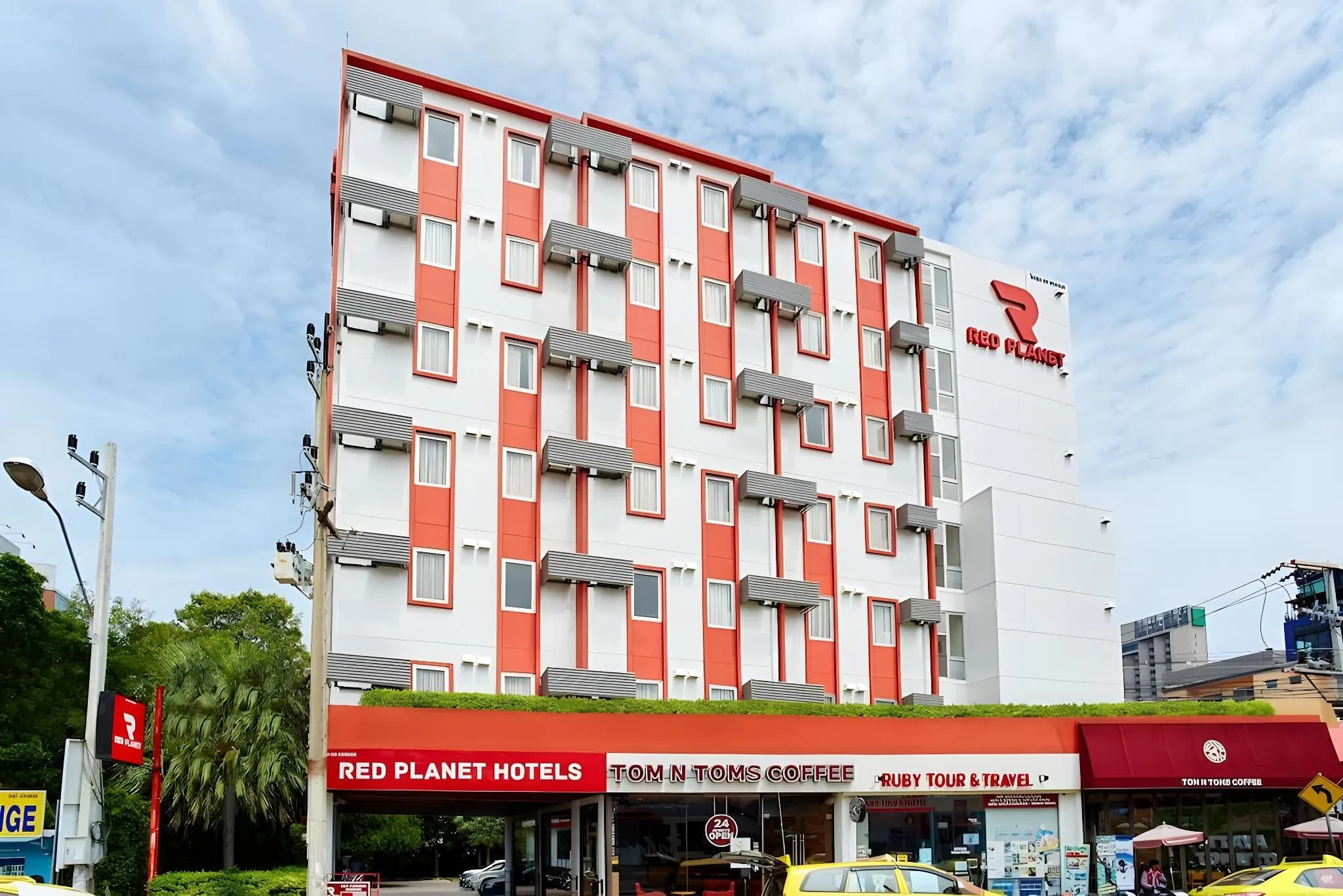 Easy Planet Pattaya