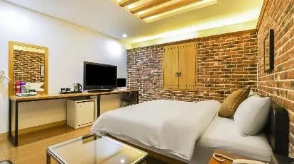 Hotel TJ