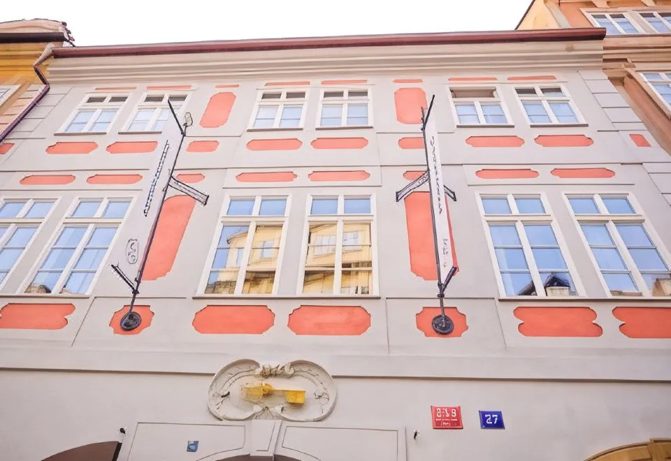 Hotel Golden Key Prague Castle