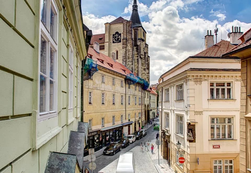 Six Continents Prague