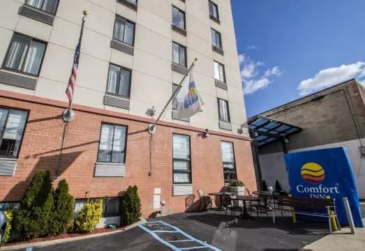 Red Lion Inn & Suites Brooklyn New York
